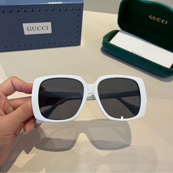 Gucci sunglasses main image 10